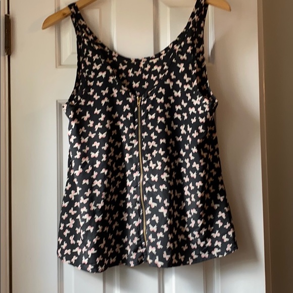 Zip back tank - Picture 2 of 2